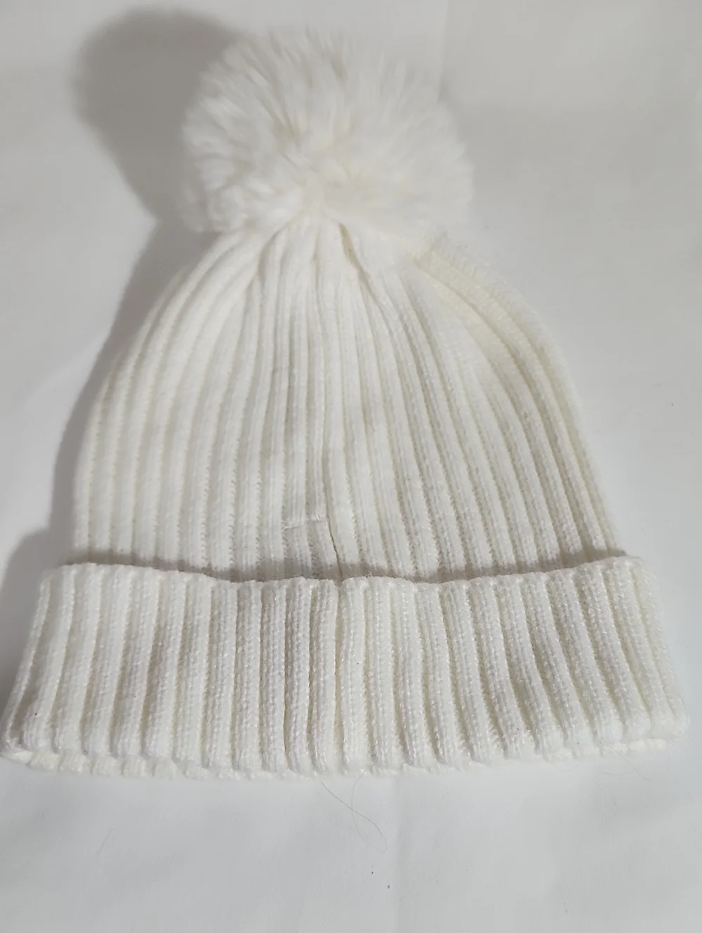 Women White Pom-Pom Beanie Hat with Pearls and Rhinestones